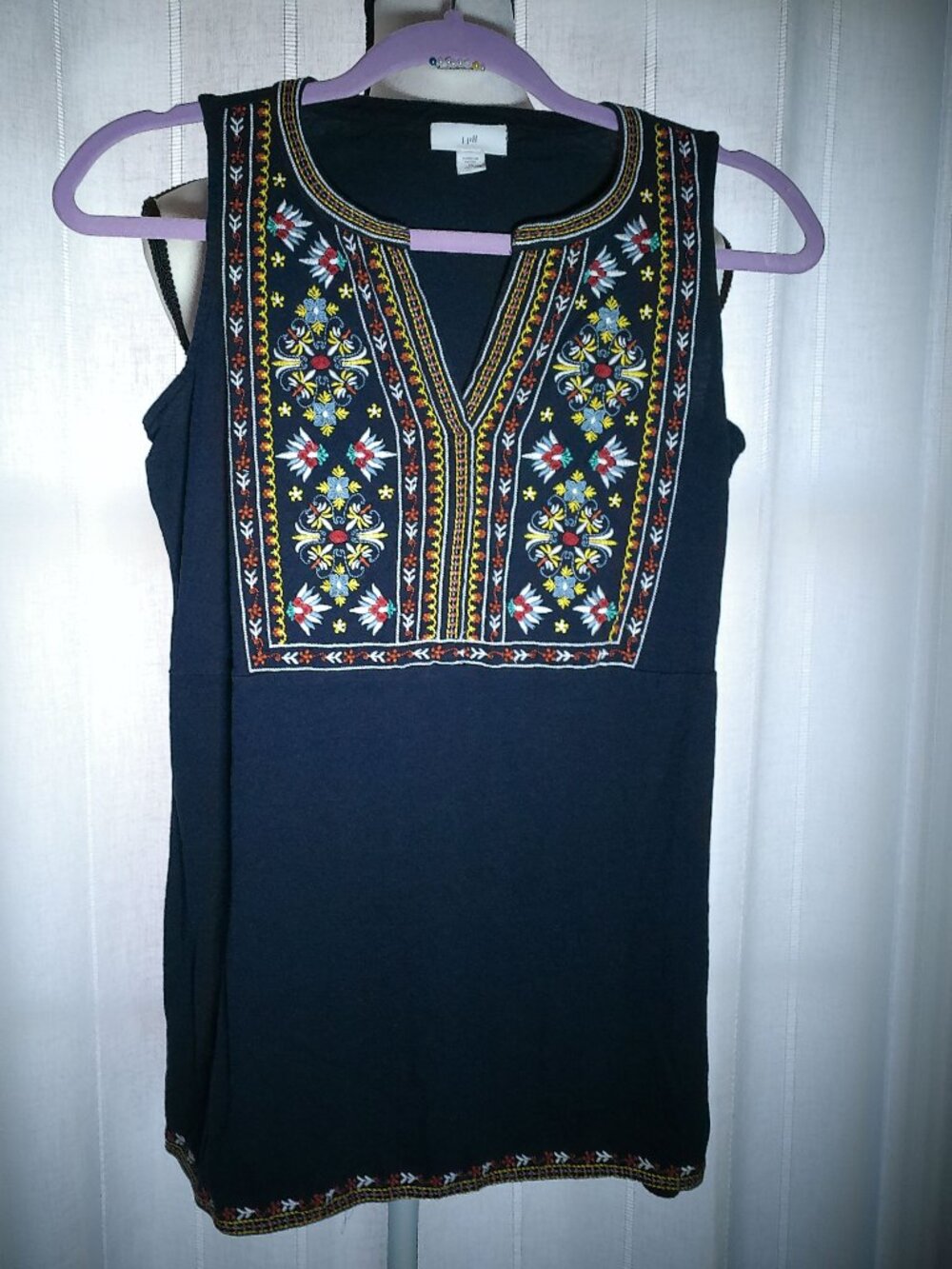 J. JILL Sleeveless Scoop w/V-Neck Navy Blue w/Embroidery Blouse NWOT XS - Picture 2 of 9